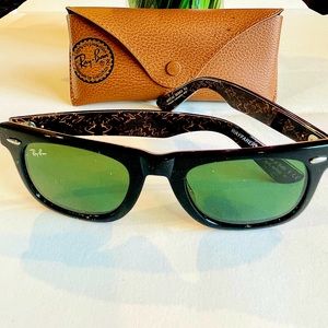 Ray-Ban Wayfarer SPECIAL SERIES #2 Women sunglass.